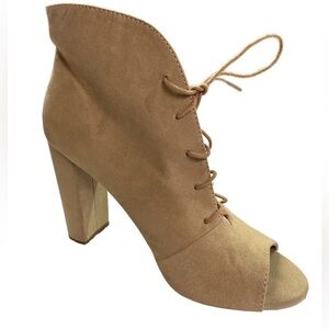 Wild Diva Lounge Tan Open Toe 4” Block Heel Lace Up Ankle Bootie Suede Feel 7.5